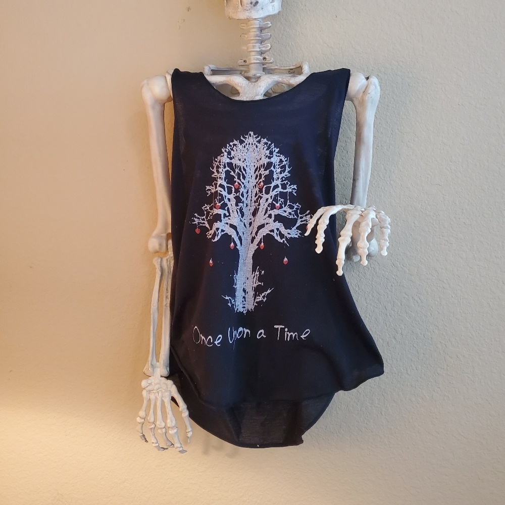 Cute Athletic Women's Top